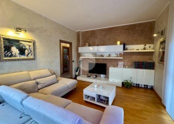 Quadrilocale Via Enrico Fermi, La Loggia - foto 5