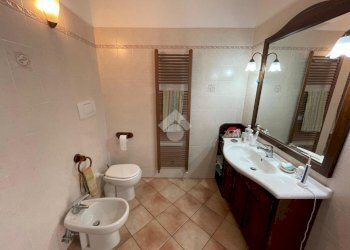 Porzione di casa Piazza Madonna, Cerano - foto 6