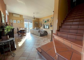 Porzione di casa Piazza Madonna, Cerano - foto 8