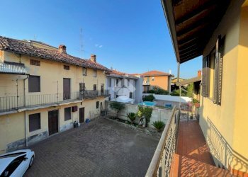 Porzione di casa Piazza Madonna, Cerano - foto 14