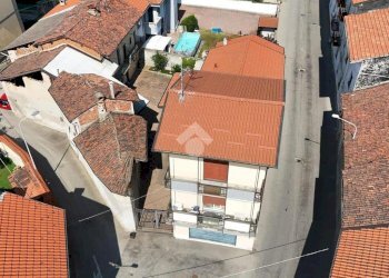 Porzione di casa Piazza Madonna, Cerano - foto 22