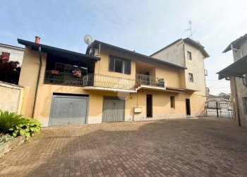 Porzione di casa Piazza Madonna, Cerano - foto 23