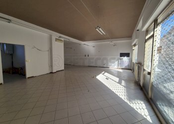 20260217_112714.jpg - Laboratory Via Giuseppe Mazzini, Spinadesco - photo 2