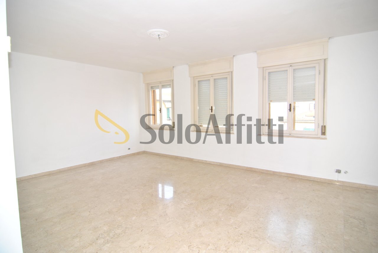 SALONE DOPPIO - Appartamento Via Roma  70, Livorno - foto 2