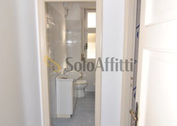 ACCESSO AI SERVIZI - Appartamento Via Roma  70, Livorno - foto 15