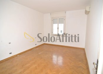 CAMERA MATRIMONIALE 3 - Appartamento Via Roma  70, Livorno - foto 24