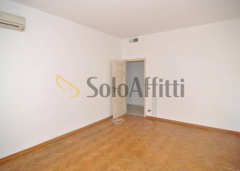 CAMERA MATRIMONIALE 3 - Appartamento Via Roma  70, Livorno - foto 25