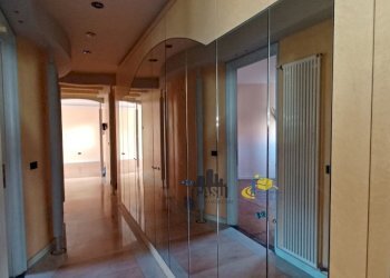 20260205_130040.jpg - Trilocale Via Antonio Cocconcelli, Parma (zona Oltretorrente) - foto 6