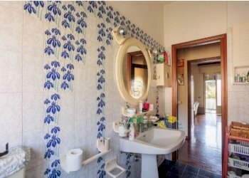 12.jpeg - Casa indipendente Via Emilia Est 129, Parma (zona San Lazzaro) - foto 8