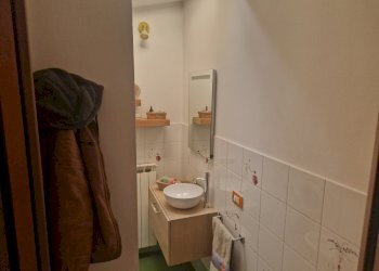 Bagno zona giorno - Appartamento Via del Laghetto 57, Perugia - foto 27