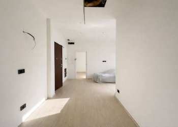 2336C756-A4B1-4B20-85E2-2803FA5FF3C5.PNG - Bilocale Via XX Settembre 84, Arona - foto 4