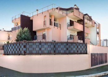 WhatsApp Image 2026-02-21 at 10.33.01 (6).jpeg - Trilocale Via di Colle Oliva 9, Ciampino - foto 2