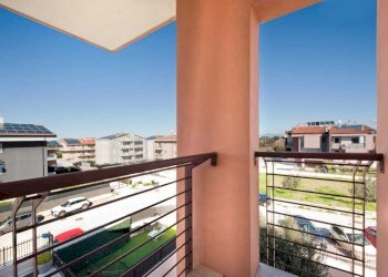 WhatsApp Image 2026-02-21 at 10.32.59 (4).jpeg - Trilocale Via di Colle Oliva 9, Ciampino - foto 16