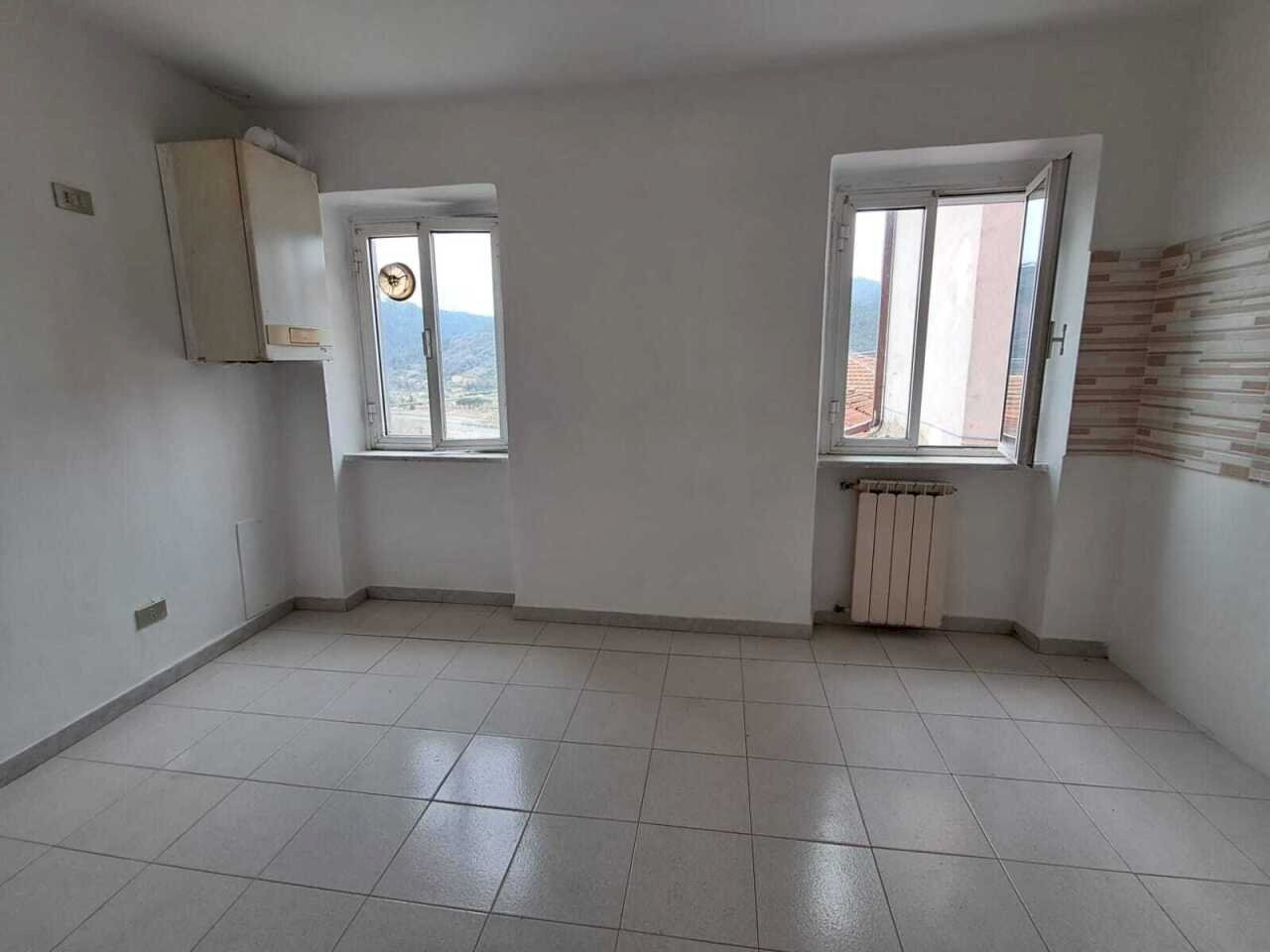 WhatsApp Image 2026-03-03 at 15.22.27.jpeg - Trilocale Podenzana - foto 2