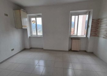 WhatsApp Image 2026-03-03 at 15.22.27.jpeg - Trilocale Podenzana - foto 2