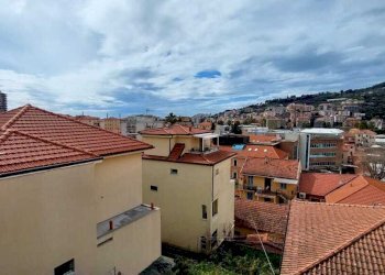 WhatsApp Image 2026-03-12 at 21.55.31 (2).jpeg - Appartamento Via XXV Aprile, Imperia - foto 17