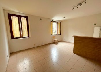 Corso Adriano (12).jpeg - Appartamento Corso Adriano, Modena (zona Circoscrizione 1) - foto 1