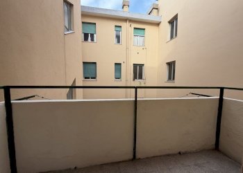 poggiolo appartamento vendita via dondero sampierd - Four-room apartment Via Stefano Dondero 8, Genova (neighborhood Sampierdarena) - photo 20