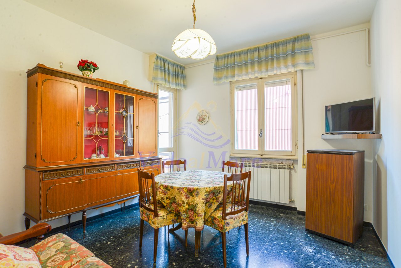 Via Saredo-25.jpg - Trilocale Via Giuseppe Saredo 2, Savona - foto 1