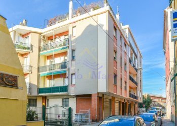 Via Saredo-06.jpg - Trilocale Via Giuseppe Saredo 2, Savona - foto 30