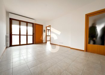 8DCE2AC4-7115-4491-A4D9-66900D0B7A7B.jpeg - Trilocale Jesi - foto 1