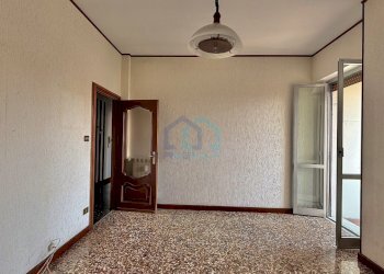 soggiorno - Quadrilocale Via Osvaldo Gnocchi Viani 37f, Savona - foto 6