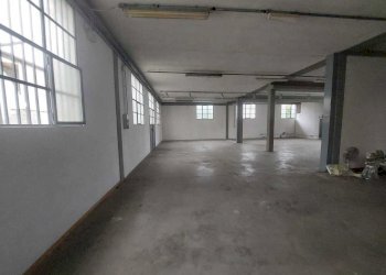 magazzino - Villa Via Franco Sacchetti, Prato - foto 4