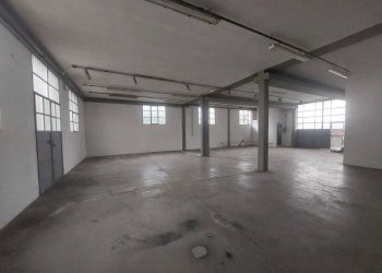 magazzino - Villa Via Franco Sacchetti, Prato - foto 5