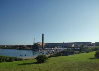 VISTA SPIAGGIA E ANTICHE TONNARE.jpeg - Casale Via delle Mattanze 1, Stintino - photo 2