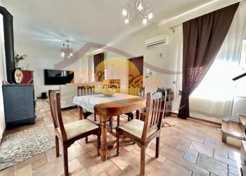 55a818fe-55c7-4b0a-88d3-63372e8faf99.jpeg - Villa VIA SENATORE DI GIOVANNI, Siracusa - foto 10