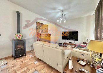 0418e03a-e5be-44e7-9aa5-9944559d62f2.jpeg - Villa VIA SENATORE DI GIOVANNI, Siracusa - foto 11