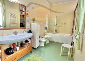 4891c67f-e17a-4f51-b2fb-6ff46901947d.jpeg - Villa VIA SENATORE DI GIOVANNI, Siracusa - foto 13