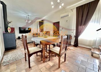 b6b7b55f-ab5c-4dfc-b14e-e8f9e8c6adc4.jpeg - Villa VIA SENATORE DI GIOVANNI, Siracusa - foto 18