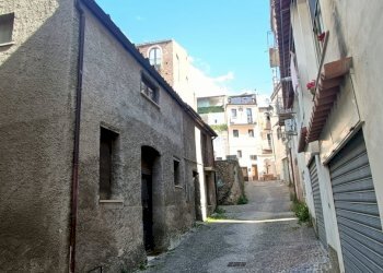 IMG20230504093204.jpg - Villa Via Giuseppe Verdi 39, frazione Sambiase, Lamezia Terme - foto 2