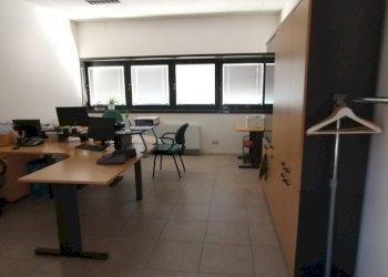 IMG_20200623_173213.jpg - Locale Commerciale Novi di Modena - foto 15