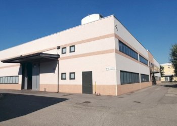 IMG_20200623_175256.jpg - Locale Commerciale Novi di Modena - foto 17