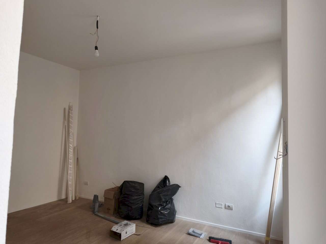 ingresso-soggiorno.jpg - Appartamento Via Mascherella 23, Modena (zona Circoscrizione 1) - foto 3