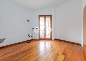 Four-room apartment Via Corridoni, Corsico - photo 27
