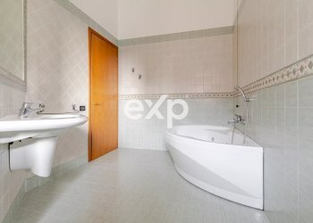 Four-room apartment Via Corridoni, Corsico - photo 37