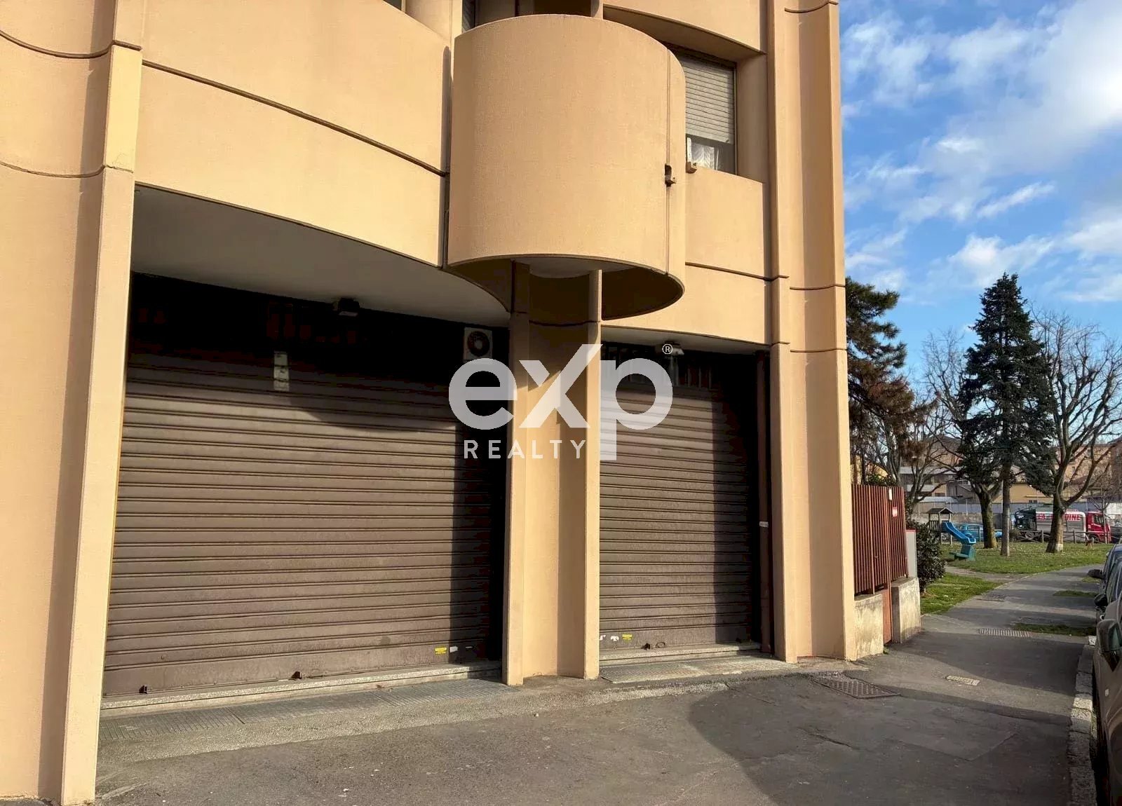 Negozio Via Galileo Galilei, Corsico - foto 1