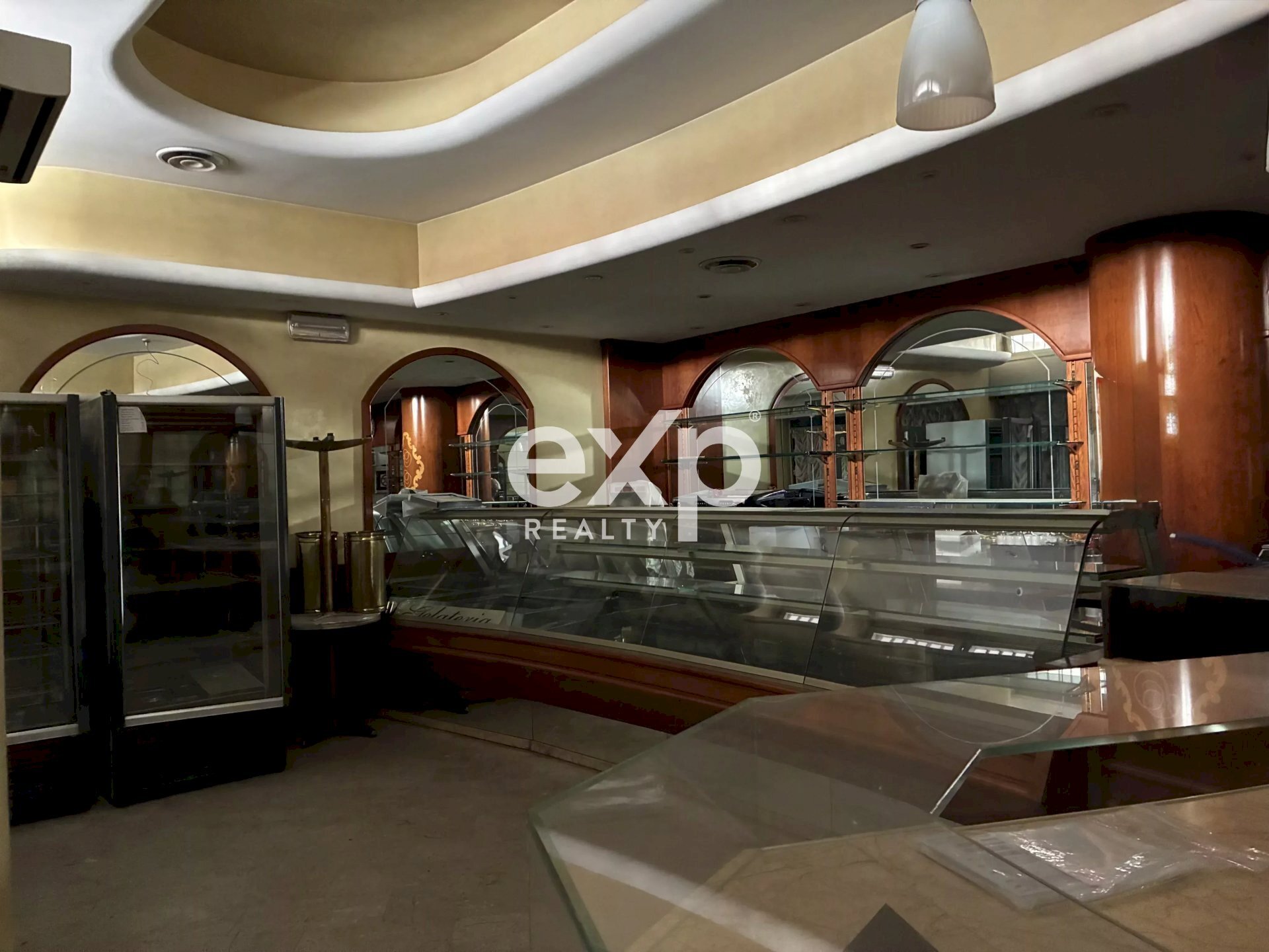 Negozio Via Galileo Galilei, Corsico - foto 2