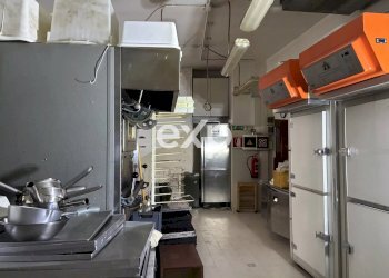 Shop Via Galileo Galilei, Corsico - photo 9