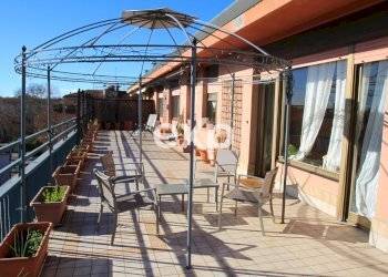 Attic Via Geremia Bonomelli, Novara - photo 27