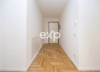 Two-room apartment Via Francesco Melzi d'Eril, Milano - photo 4