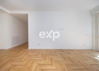 Two-room apartment Via Francesco Melzi d'Eril, Milano - photo 12