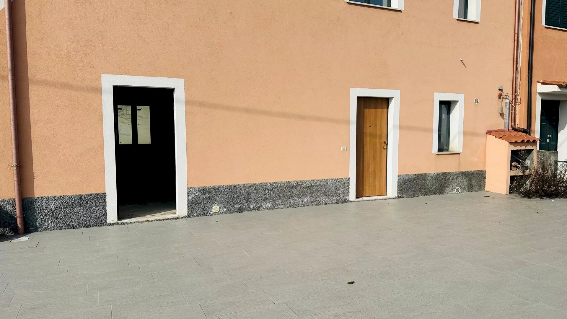 Locale Commerciale Via Piano Lago, Mangone - foto 3