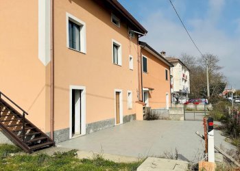 Locale Commerciale Via Piano Lago, Mangone - foto 2