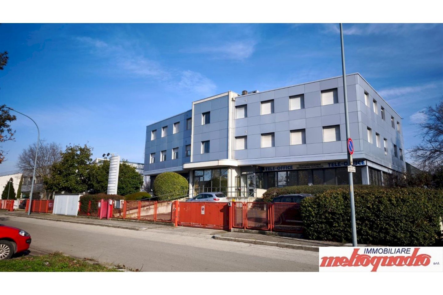 Ufficio via del Battirame, Bologna (zona Le Roveri) - foto 2