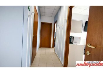 Ufficio via del Battirame, Bologna (zona Le Roveri) - foto 15