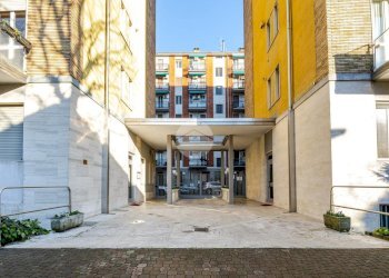 Trilocale Via Privata Ludovico Cavaleri, Milano (zona Bande Nere) - foto 3